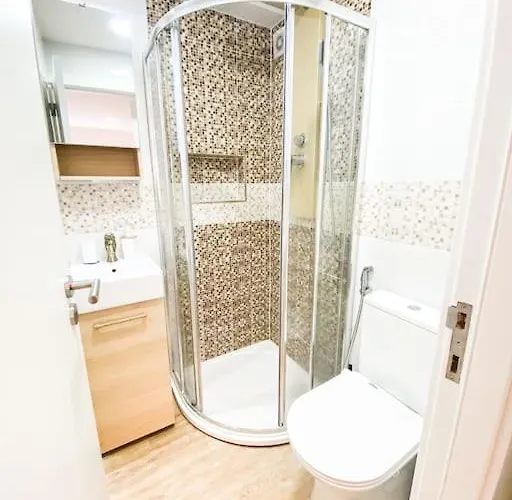 Hu2i - In&out Appartement